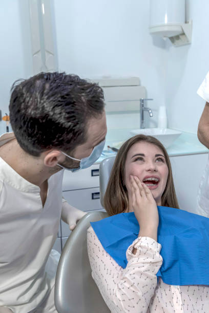 Best Holiday Emergency Dentist in Perry, MI